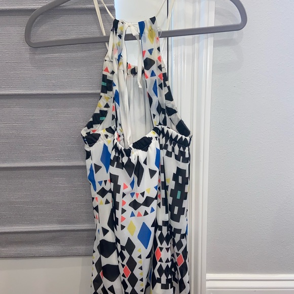 Geometric Top - Picture 2 of 2